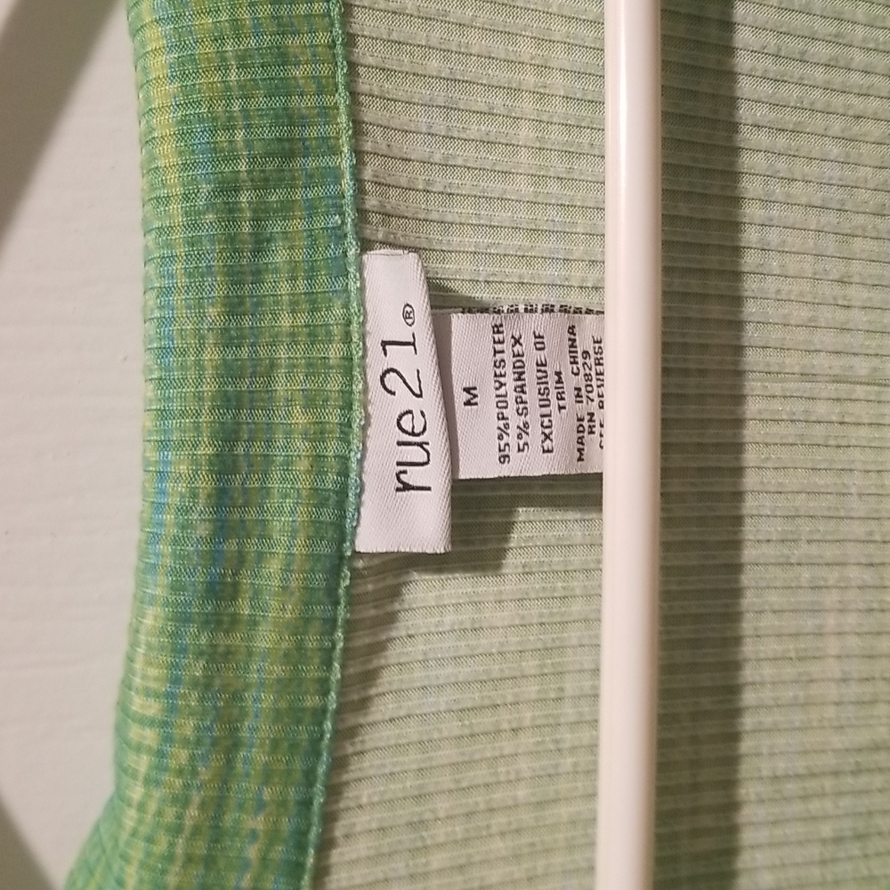 Rue21 Green Crop Top With Collar and Long Sleeves NEW WT - Picture 4 of 6